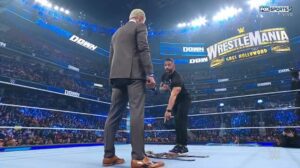 Roman Reigns vs Cody Rhodes